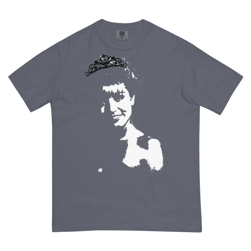 'Laura' tee